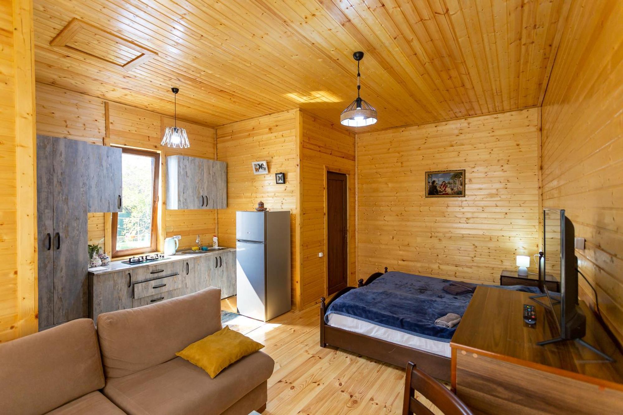 Cosy Kvara77 Zugdidi Exteriör bild