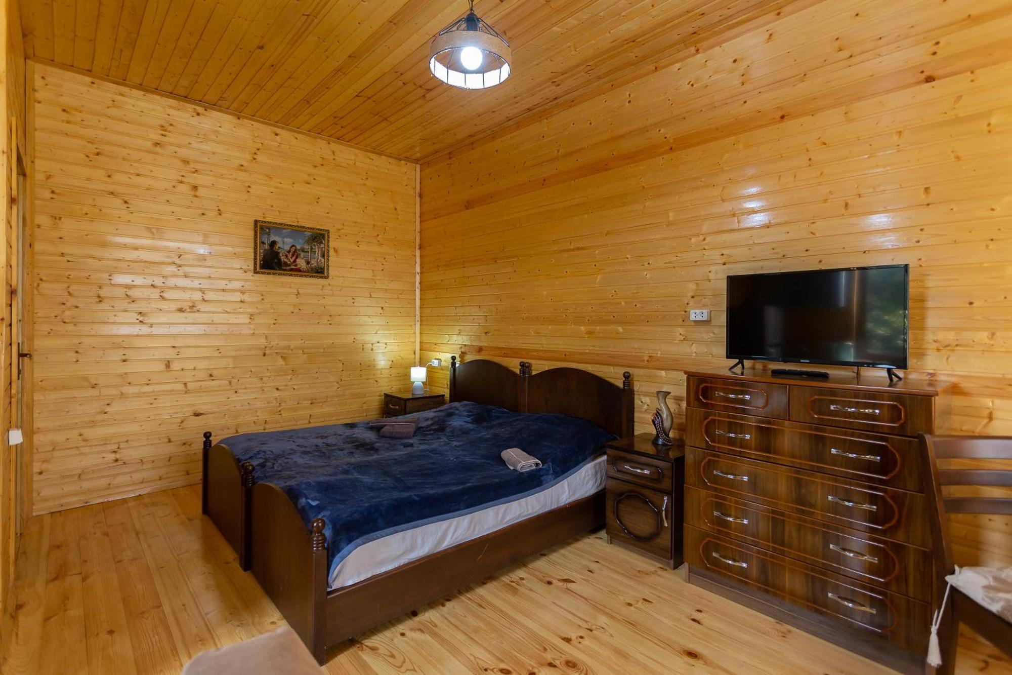 Cosy Kvara77 Zugdidi Exteriör bild